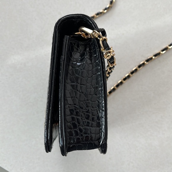 NWOT Bebe Crossbody Purse - Picture 9 of 9